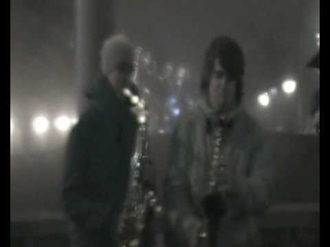 IL PIVO - moliendo cafe