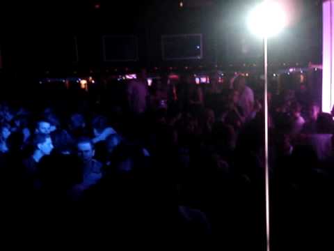 Hold you (Nick Mentes & Nonoms Light Remix) played @ Nightologie