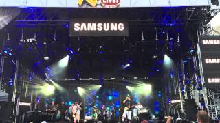 Slightly Stoopid &quot;Devil&#39;s Door&quot; (feat Rashawn Ross) live on Jimmy Kimmel Live! Outdoor Stage 9/16/15