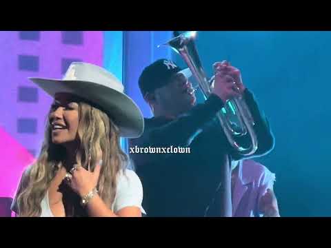 Becky G ft. Chiquis - Cuidadito (2023.10.12 The Novo Los Angeles)
