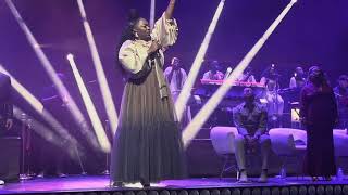 Download lagu Sindi Ntombela | Spirit of Praise - Bayethe Jesu • Carnival City mp3