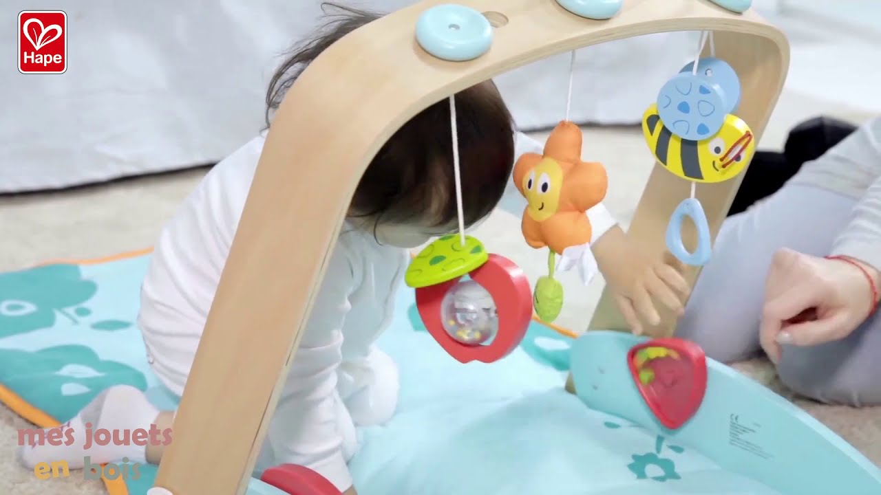 Portique d'éveil pour bébé en bois et tissu