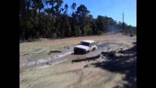 preview picture of video 'Navara and Nissan Patrol.wmv'