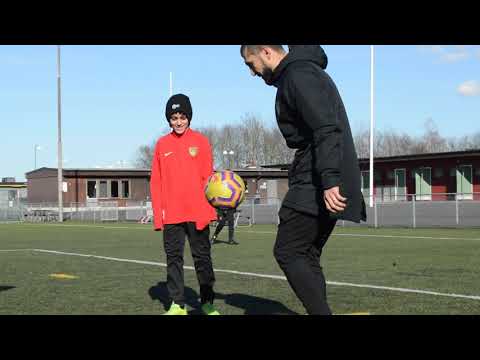 Ariana, fotboll och kärlek. Short version