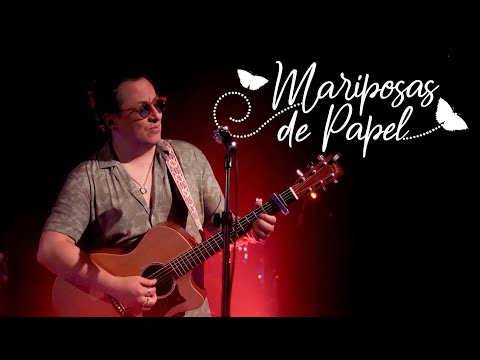 PAPER BUTTERFLIES - Mauricio and Palodeagua