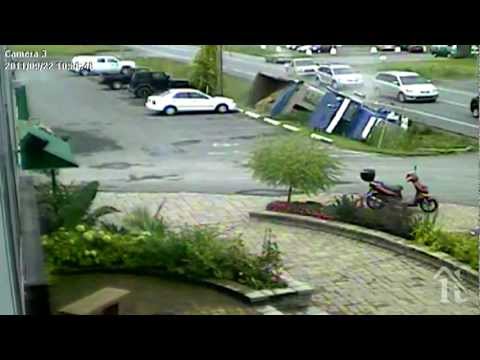 Fail To Stop - Dump Truck Accident And Flip