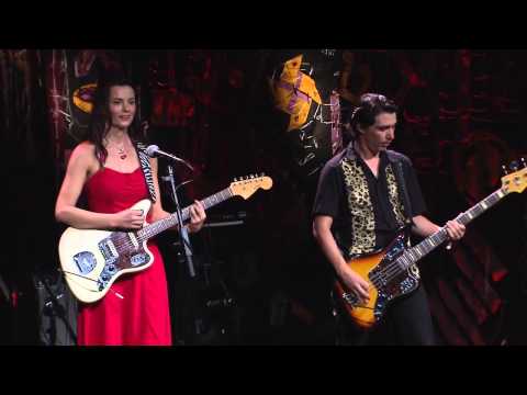 Los Twang Marvels - Virgenes del Sol, Tema Peruano Audio HD