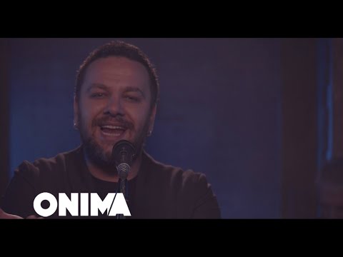 TNT - Le te qeshin syte e tu (Live)