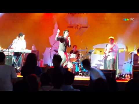 130526 รักต้องเปิด(แน่นอก)+เอิ้ว - Lipta - SINGHA PRESENTS กรุงเทพ Young เจ๋ง @ลาน Hard Rock