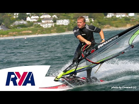 Buying a Wetsuit that fits you - how to get the right fit with Jeff from The Wetsuit Centre