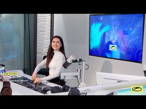Nifra playing Arjans - Visions (ASOT 1060)