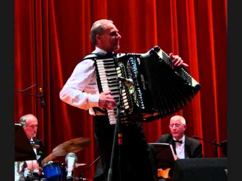 Slavko Mitrović Cale - Zavičajno kolo