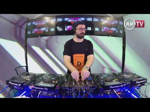SANYA DYMOV - Live @PLAY TV 2.11.2017