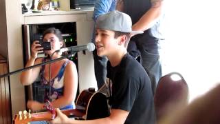 Austin Mahone singing Say Somethin&#39;
