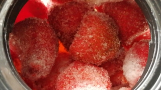 Watch this George Foreman Mix & Go Blender Destroy Frozen Fruit.