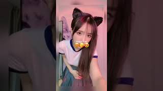 Goyang adem? #shorts #video #viral #dance #cute #cewekcantik #goyangtiktok #tiktok