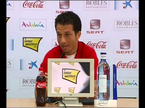 Rueda de Prensa Cicinho 26/09/12 Sevilla FC