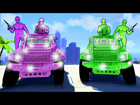 Green Aliens VS Purple Aliens in GTA 5 RP! (we brought them back)
