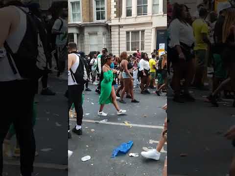 London fashion trends 🔥.          #streetstyle #fashion #mensfashion #mensfashion