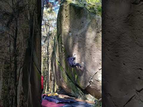 Zlatý Drak ???? 8a+/b Bor #bouldering #rockclimbing #outdoorbouldering #wspinanie