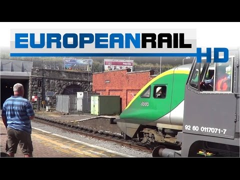 Irish Rail 201 loco 209 + mk4 set 4003 departs and 071 loco 071 departs Cork