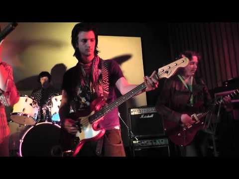 Mashup - Michael Jackson vs Metallica vs Eurythmics vs Abba vs Lady GaGa vs Salt n Pepa