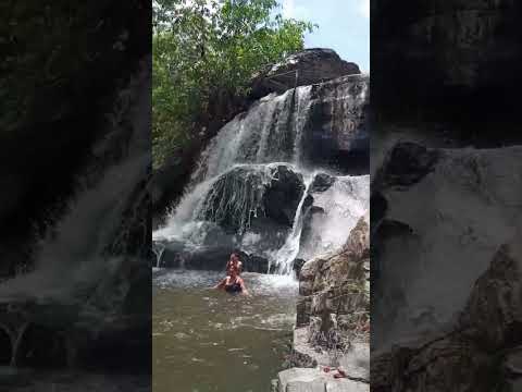 cachoeira de Paracupeba Redenção Ceará 😄😄😄😄😄