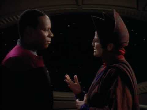 Vedek Winn Visits Commander Sisko (The Emissary)