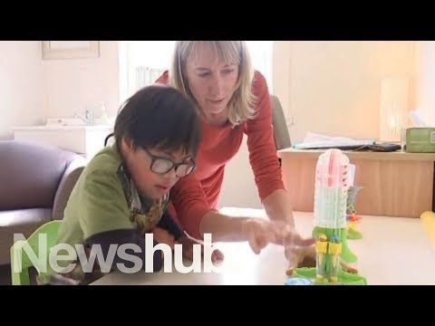 Kiwi parents struggle with Down syndrome speech therapy funding | Newshub