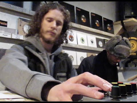 Selector Thursdays - Selector Shaggsy @Lion Vibes Record Shop, Brixton, London SW9 8PS  1/12/2022