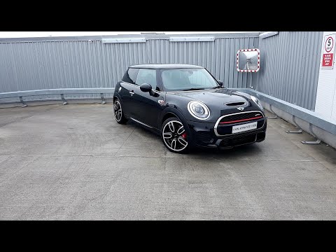 162D4690 - 2016 MINI HATCH John Cooper Works 3-Door 24,995