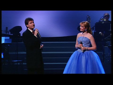 Daniel O'Donnell with Mary Duff - Just Someone I Used To Know (Live from Branson, Missouri)