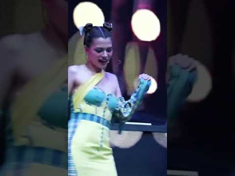 230528 Becky Luk thung, p'nam birthday (concert)