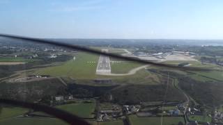 preview picture of video 'Liam and Michelle Sandie landing at Jersey (EGJJ) in G-ROLY on 06/09/2012'