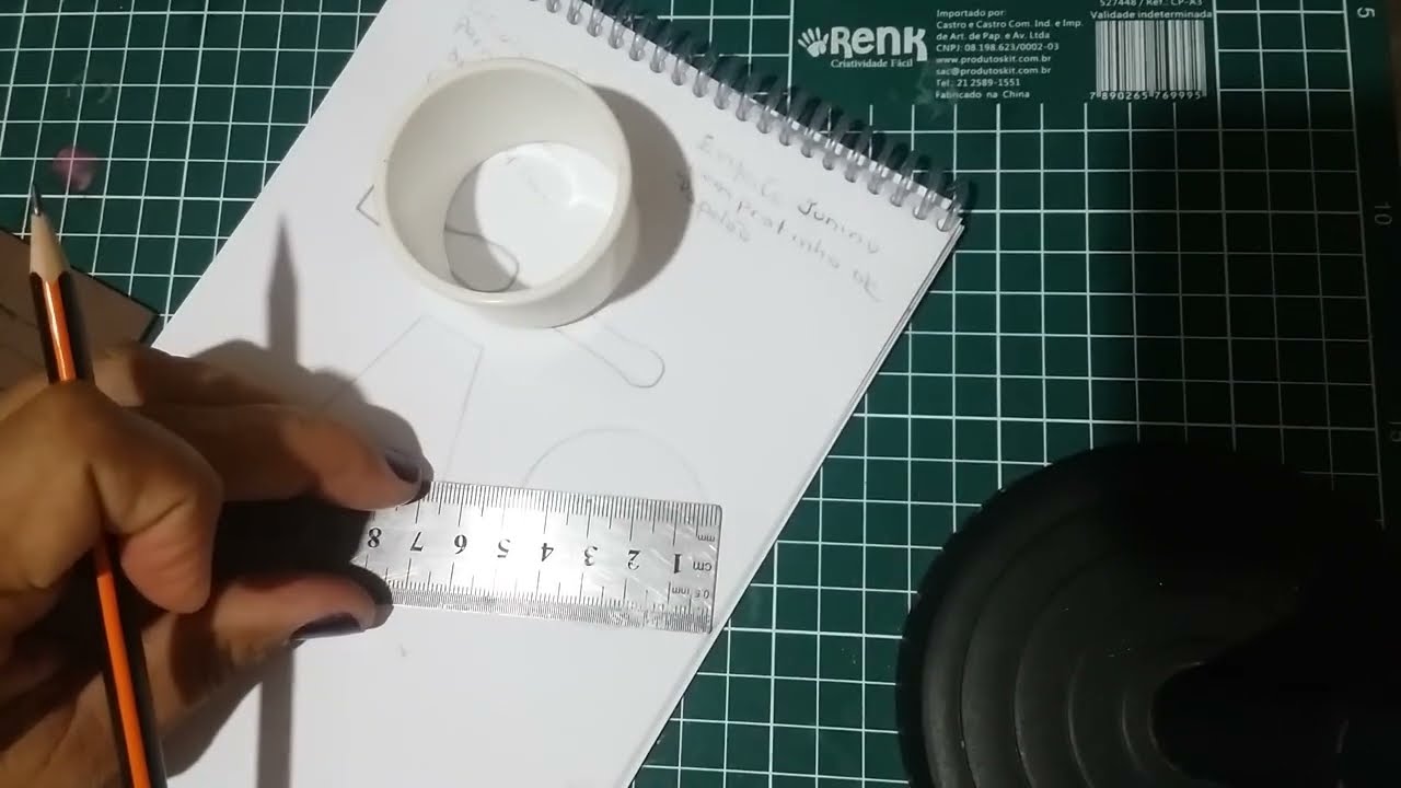 Enfeite junino com prato de papelão - moldes