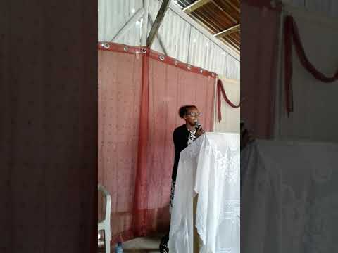 La cantora Tomaira yireh de la Rosa