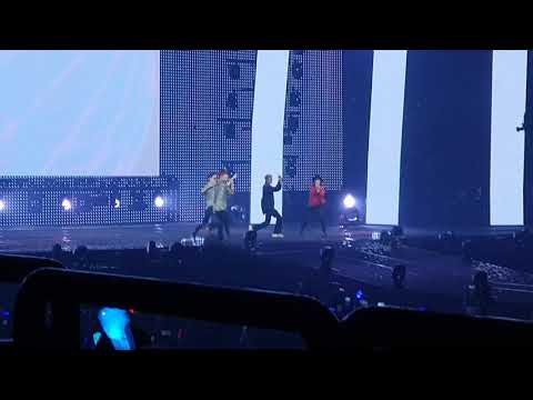 20190525 WINNER - Love Me Love Me [Hallyupopfest 2019]