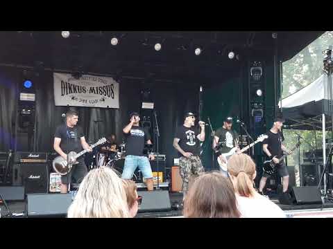 DIKKUS MISSUS - La isla Bonita ( Madonna punkrock cover) - live in Ninove, Belgium  3/7/2023