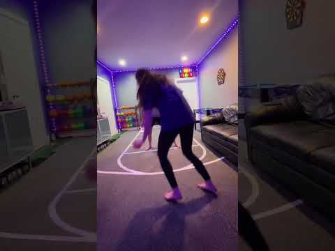 Buzzer-beaters hit different when it’s your bedroom clock ⏰🏀  #basketball