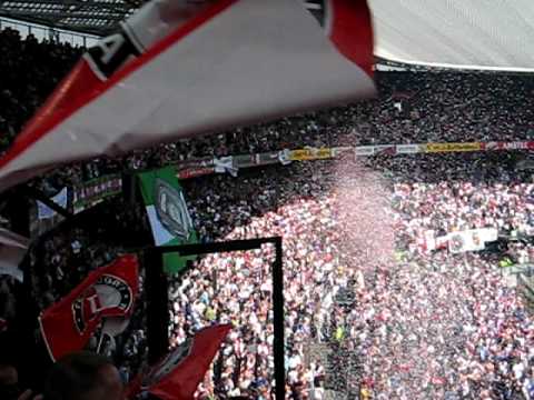 Feyenoord - Fc Groningen Opkomst Spelers