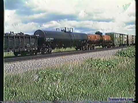Classic Railroad Series 678 - Union Pacific 2320 West in Nebraska July 1994