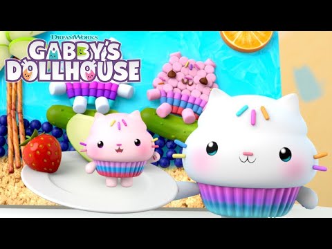 Turning Accidents into Yummy Art! | GABBY'S DOLLHOUSE | Netflix