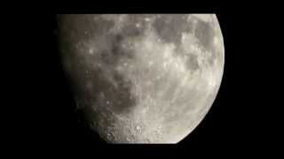 preview picture of video 'Super Zoom Test Canon SX50HS Moon in Cloudy Night'