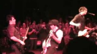 Push Play--Plastique