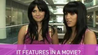 Sexy teen sisters Electrovamp tell us about the new single