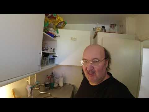 MongoTV_4761 - Del 2 - Spiser FROKOST og Snakker om DOBBELTDYNE og FLEECE PLAID Til Mit TELT i STUEN