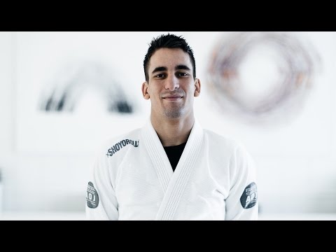 Gui Mendes | Counter Attacking Leg Weave With X Guard & Submissions | artofjiujitsu.com