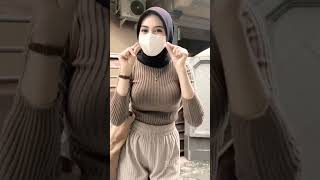 Download lagu Ukhti Hijab Smoke Montok Banget #hijabfashion #hijabstyle #jilbobs mp3