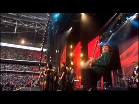 Rod Stewart - Sailing.- Live - Embley stadium 2007 (tribute to Lady Diana)