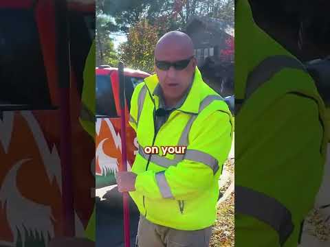 How to Properly Rake Leaves and Avoid Pain